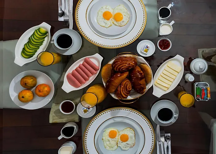 Hotel Rhouse 3*