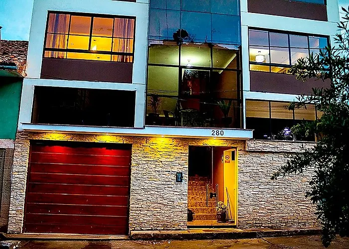 Hotel Rhouse