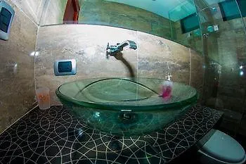Rhouse Hotel 3*