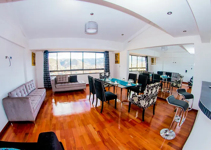 Rhouse 3*
